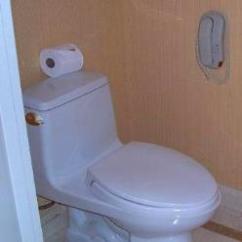 phone-in-the-bathroom