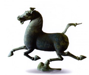 Flying_Horse,_East_Han_Dynasty.Bronze._Gansu_Provincial_Museum wiki