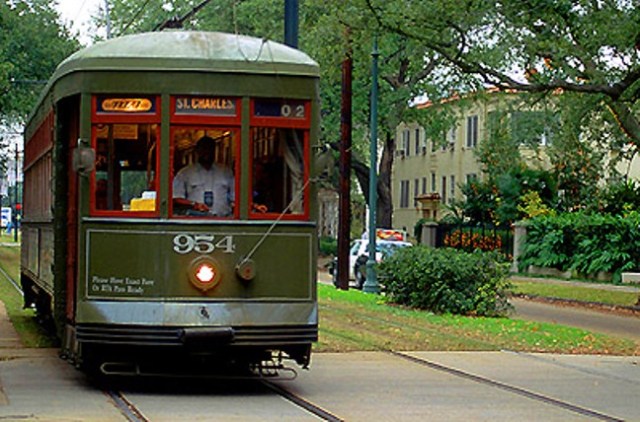 NOLA Charles Street Car