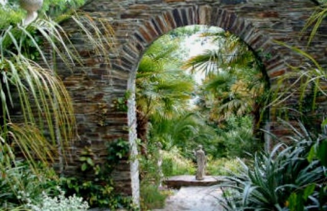 lamorran garden St Mawes