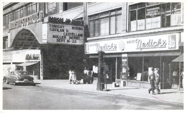 Nedicks store at Madison Square Gardens