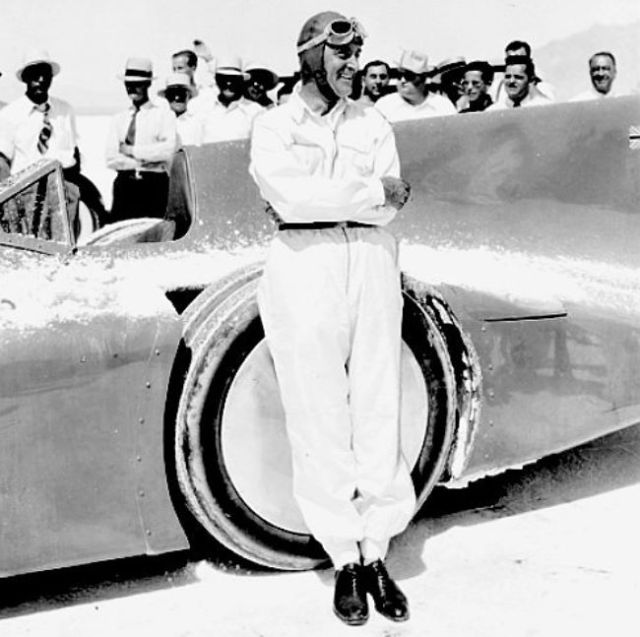 bonneville-salt-flats-malcolm-campbell-blue-bird--1935-rolls-royce-merlin