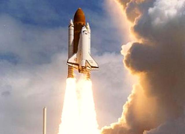 Space shuttle Discovery launch 1994