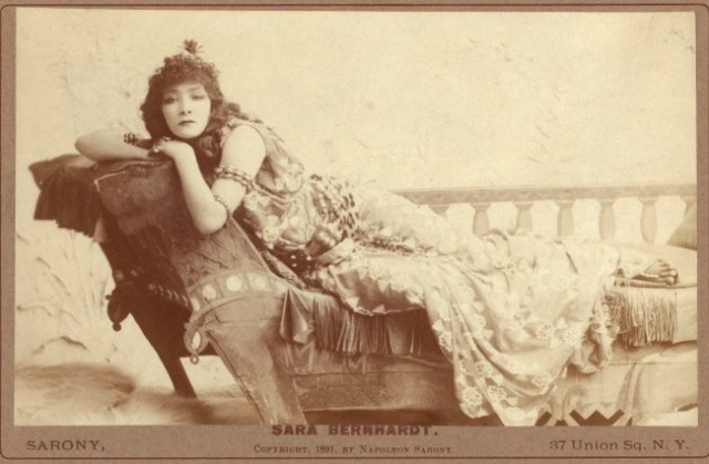sarah_bernhardt-cleopatra-harvard_theatre_collection