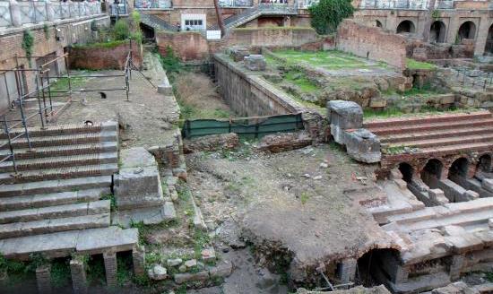 area-sacra-sant-omobono