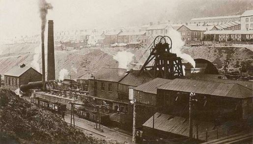 cwmdare-colliery-treorchy-rhondda-valley-wales-ernest-t-bush