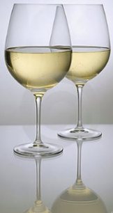 two-glasses-white-wine